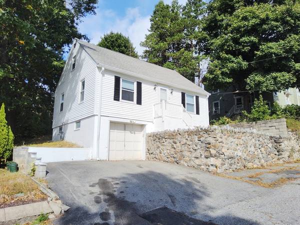 3 Laurel Avenue, Methuen, MA 01844