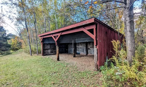 Granville, MA 01034,313 Crest Ln