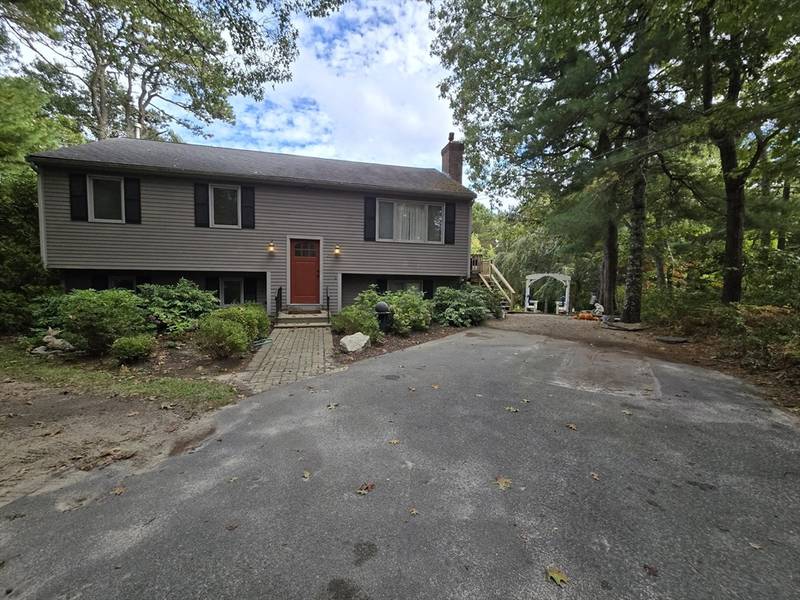 221 Glen Charlie Rd, Wareham, MA 02538