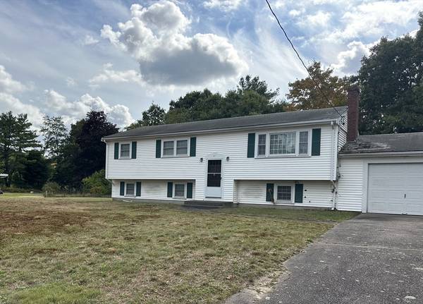 43 Sequoya Ln, Hanover, MA 02339