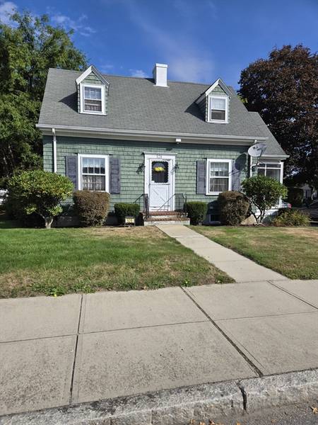 526 Langley St, Fall River, MA 02720