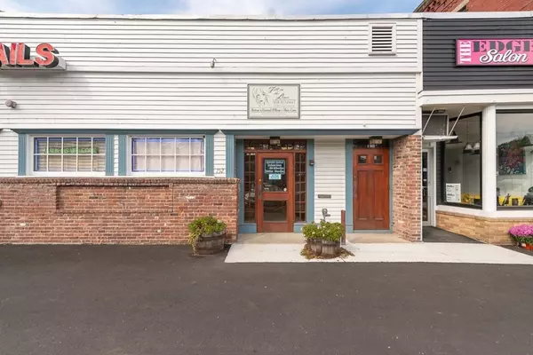 152 Main St, Pepperell, MA 01463