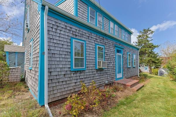 Chatham, MA 02633,30 Mill Hill Ln