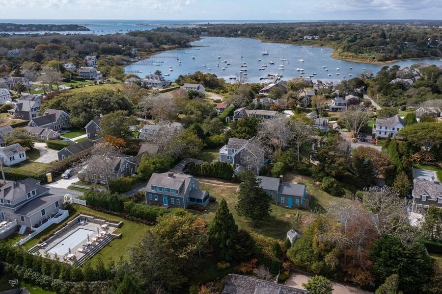 30 Mill Hill Ln, Chatham, MA 02633