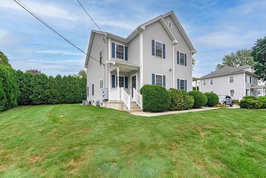 9 Wood Ave #9, South Hadley, MA 01075