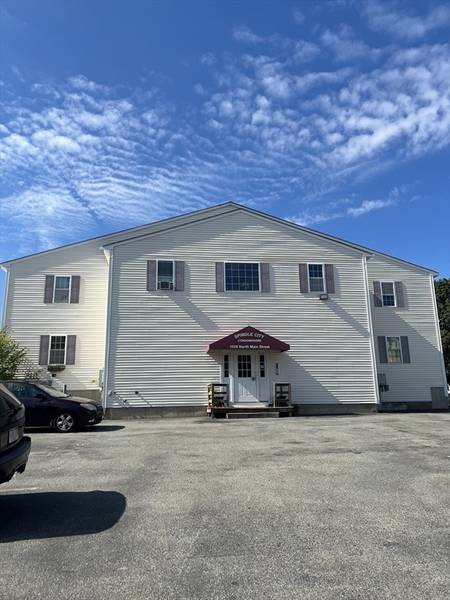 1556 N Main St #1, Fall River, MA 02720