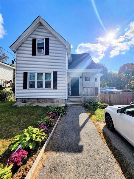 13 Riverview St, Taunton, MA 02780