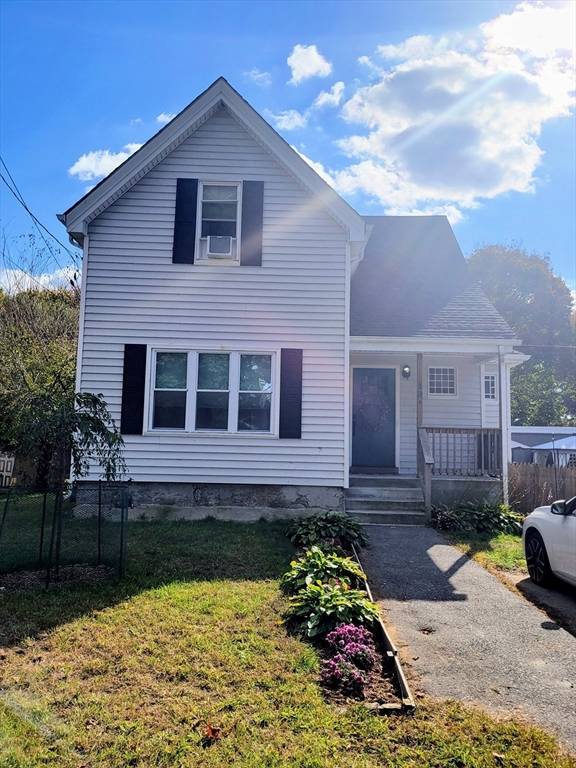 Taunton, MA 02780,13 Riverview St