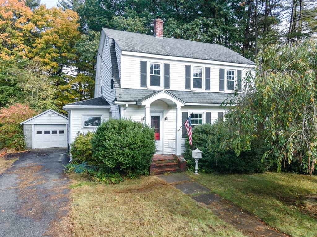 Uxbridge, MA 01569,11 Talbot Terrace