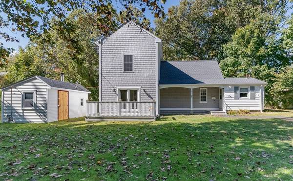 37 Henri St,  Somerset,  MA 02726