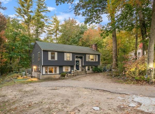 38 Red Deer Rd., Londonderry, NH 03053