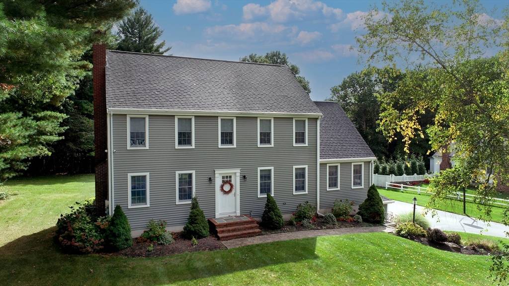 70 Ledgewood Drive, Bridgewater, MA 02324