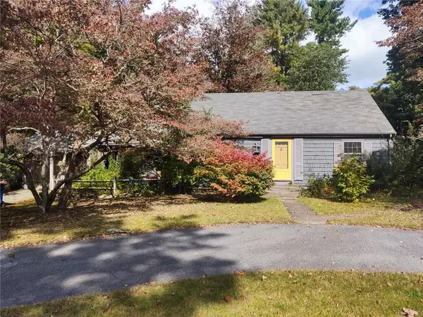 138 Lake St, Seekonk, MA 02771