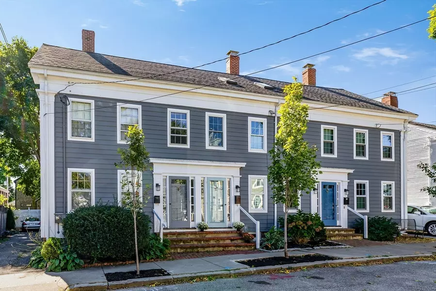 31-35 Warren St #2, Newburyport, MA 01950