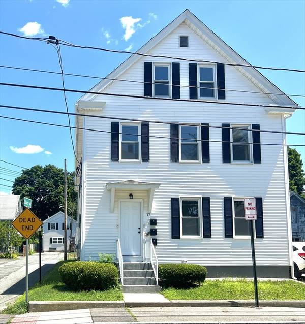 Taunton, MA 02780,17 Church St #2