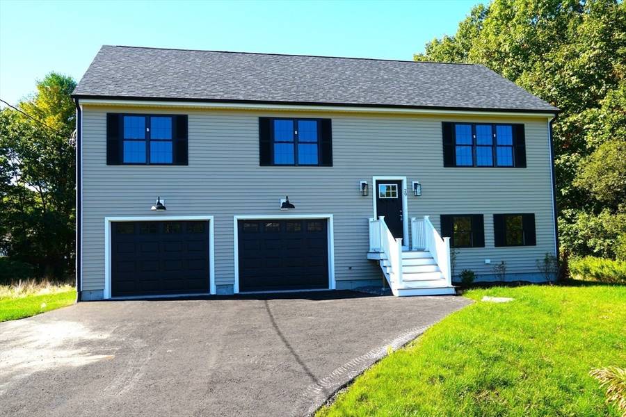 29 Blinns Court, Taunton, MA 02780