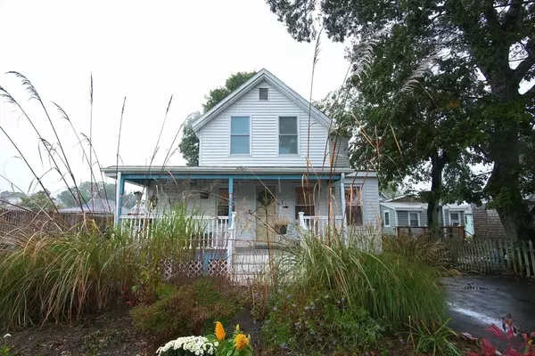 12 Thirteenth St,  Wareham,  MA 02558