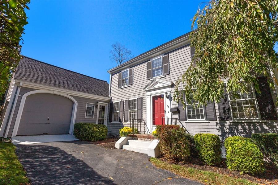 33 Thompson Ln, Milton, MA 02186