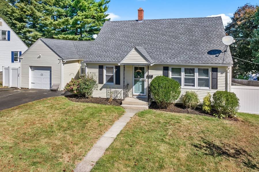 17 Thayer Ave, Auburn, MA 01501