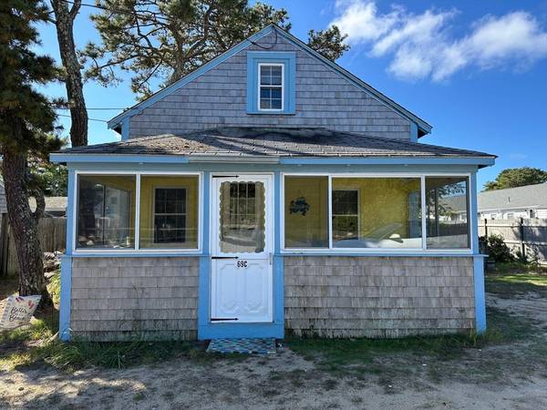 Dennis, MA 02639,69 Glendon Road #C