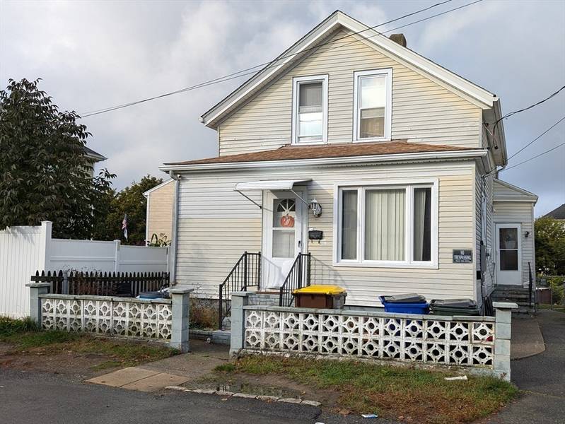 126 Detroit St, Fall River, MA 02721