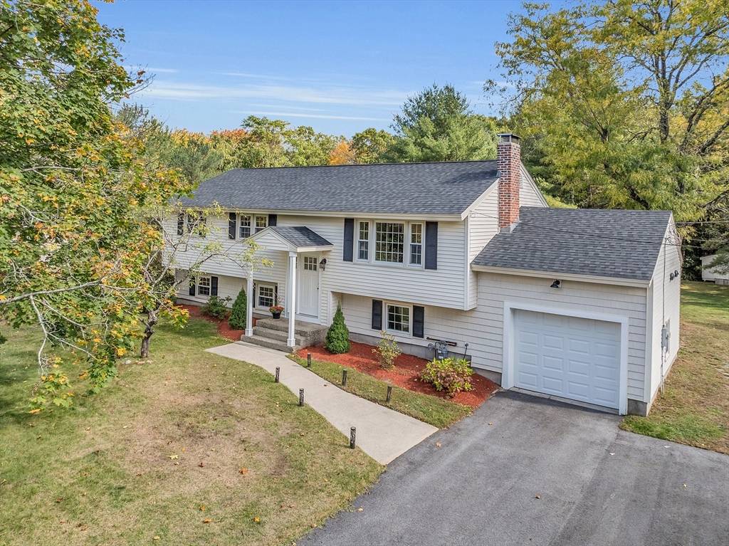 8 Reid Rd, Chelmsford, MA 01824