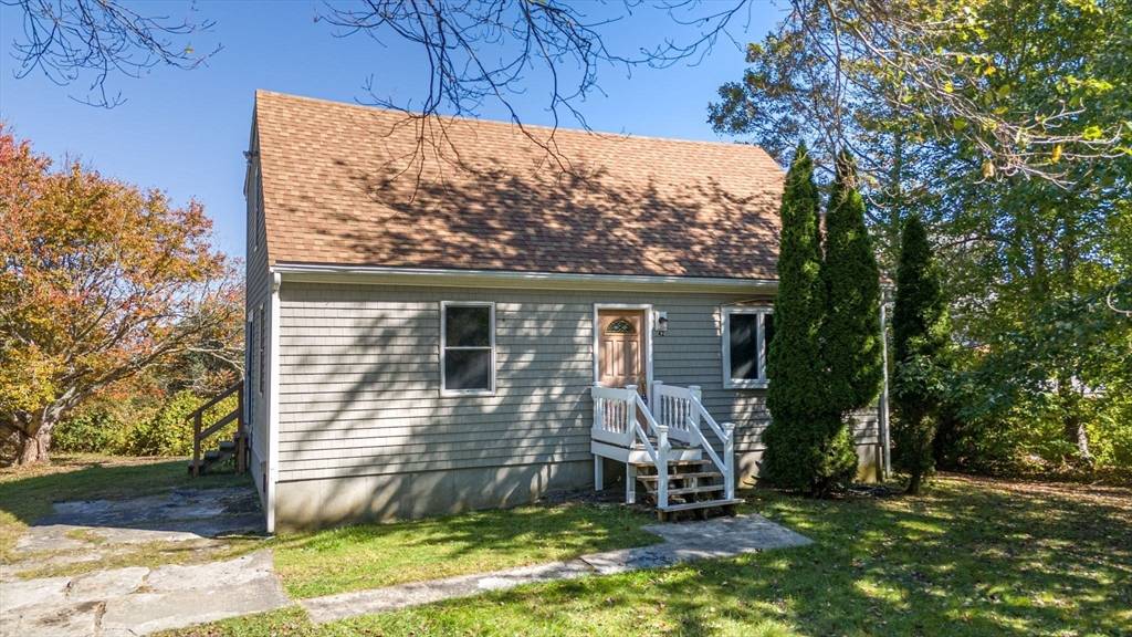 42 Siasconset Dr, Bourne, MA 02562