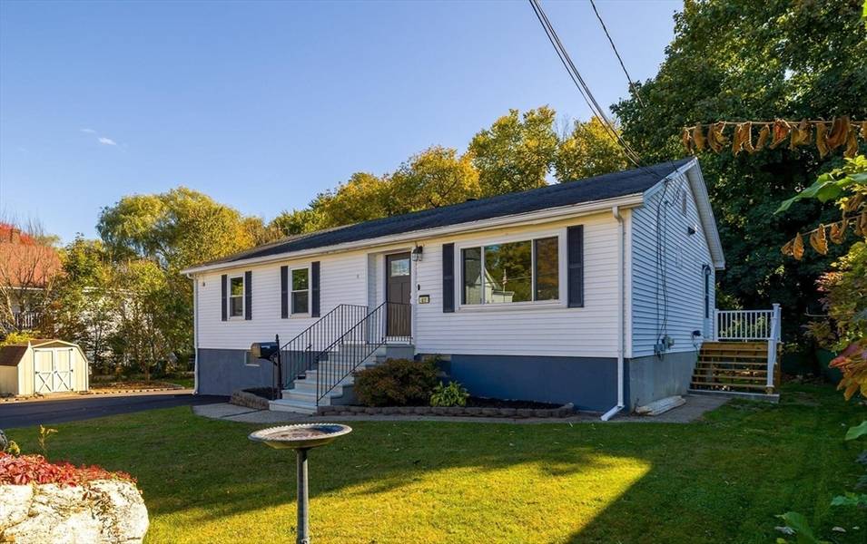 67 Morris St, Southbridge, MA 01550