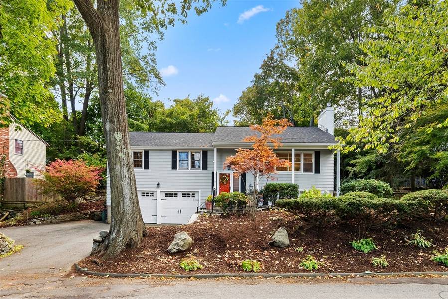 116 Hutchinson Rd, Arlington, MA 02474