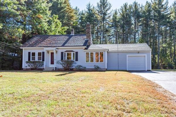 137 Lowell Rd, Pepperell, MA 01463