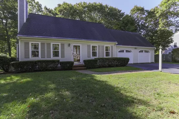 19 Butler Ln, Mashpee, MA 02649