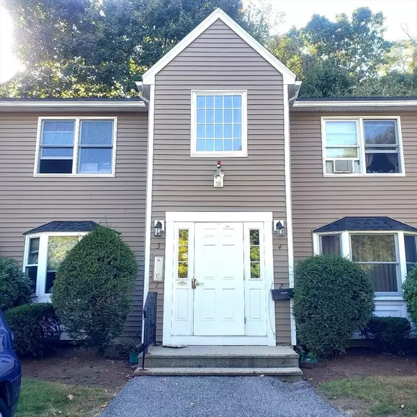 306 Aiken Ave #2, Lowell, MA 01850