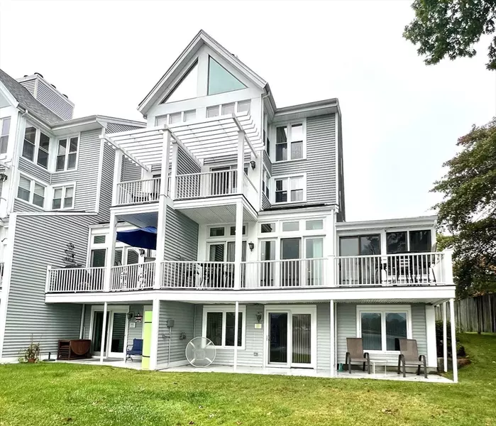 22 Union Point Rd #22, Webster, MA 01570