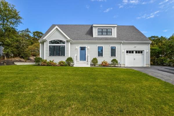 12 Leeshore, Mashpee, MA 02649