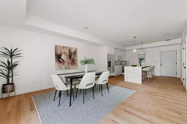 Weymouth, MA 02188,122 Washington #25