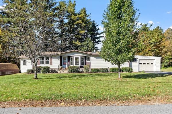 4 Sunrise Lane, Gardner, MA 01440