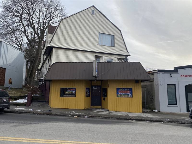 1025 Main Street, Worcester, MA 01603