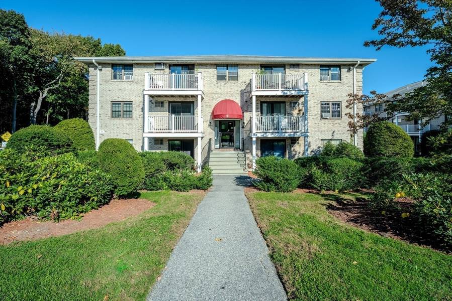 6 Kenmar Dr #6, Billerica, MA 01821