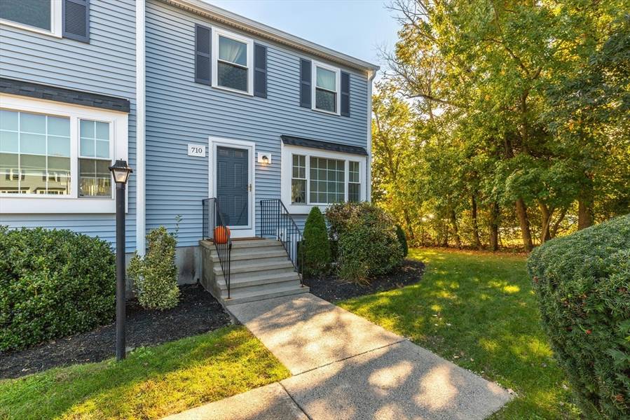 710 Irving Rd #710, Randolph, MA 02368