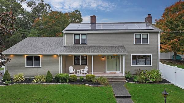 1 Sharon Ave, Dartmouth, MA 02747