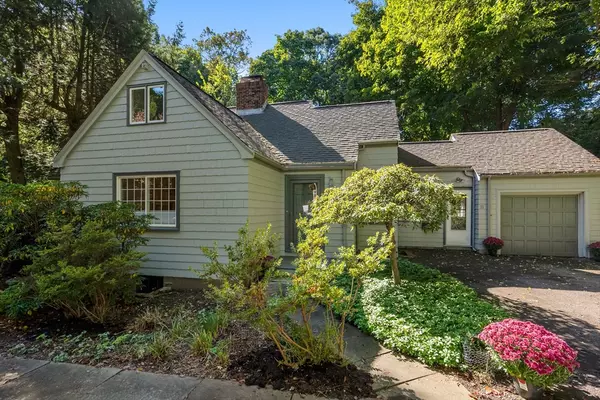 11 Lorraine Circle, Newton, MA 02468