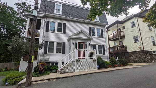 2 Cedar Street Ct #1, Salem, MA 01970