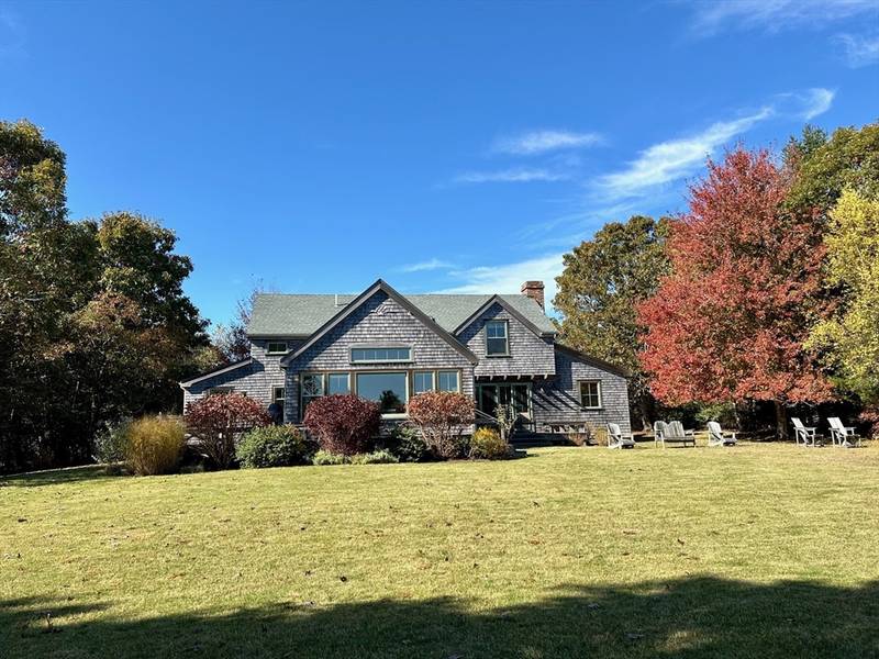 106 Panandle Road, West Tisbury, MA 02575