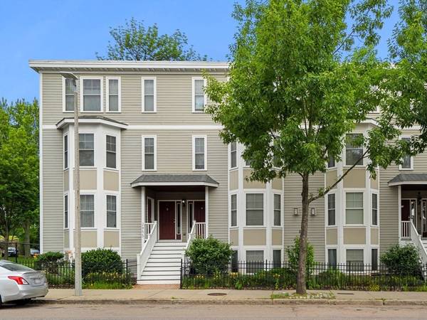 2855-2859 Washington St #8, Boston, MA 02119