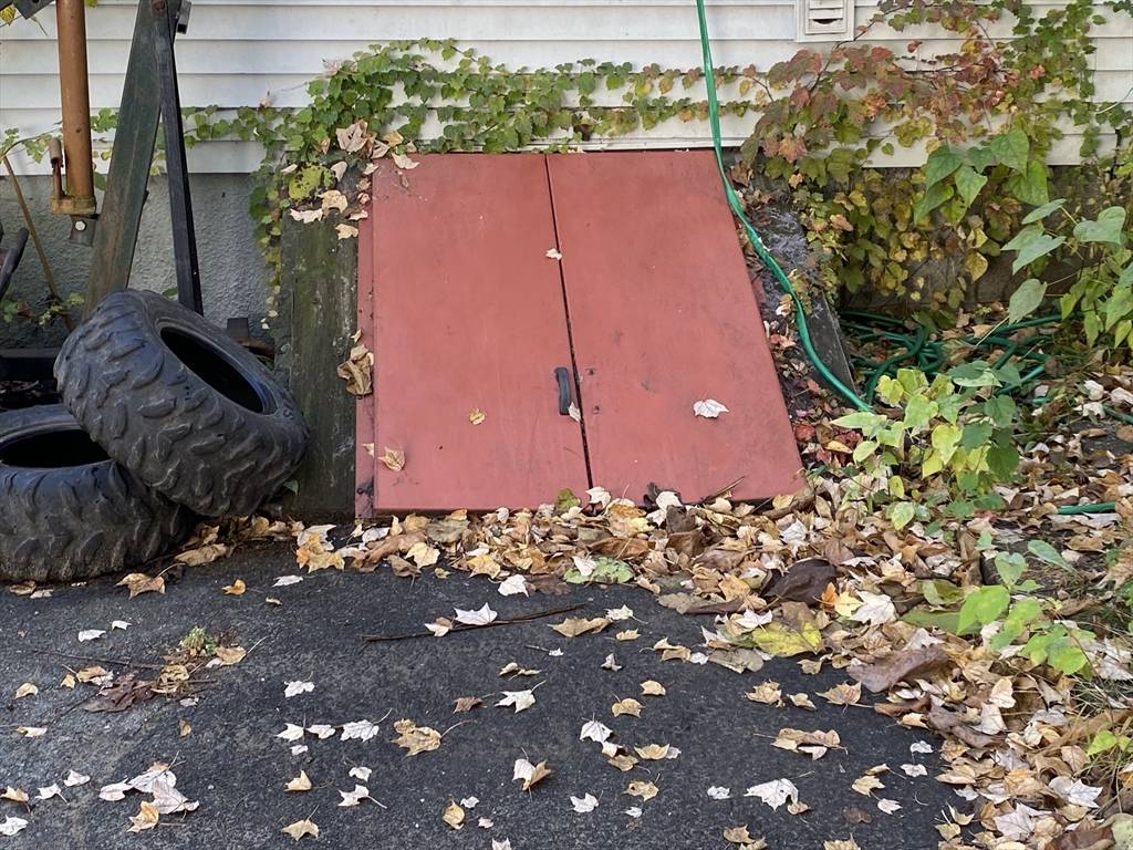 Springfield, MA 01108,137-139 Commonwealth Ave