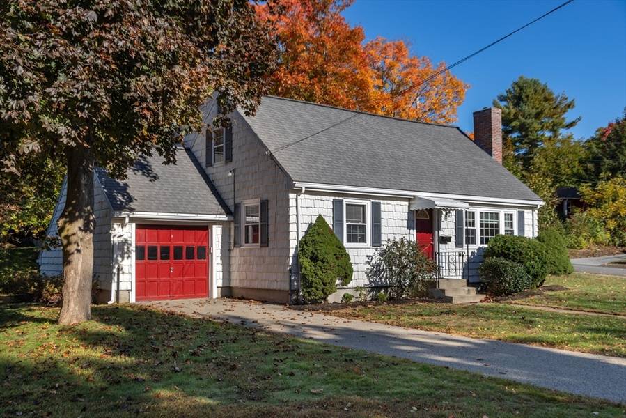 164 Lane Drive, Norwood, MA 02062