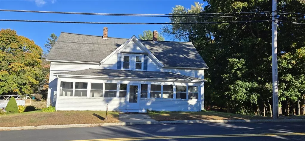 Uxbridge, MA 01569,63/65 Oak Street