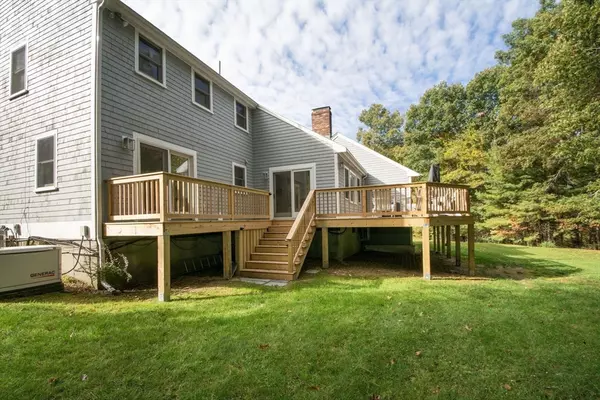 Duxbury, MA 02332,40 Boxwood Ln