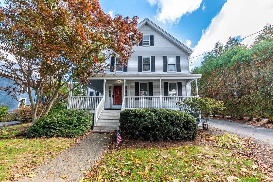 118 Mount Vernon St, Dedham, MA 02026