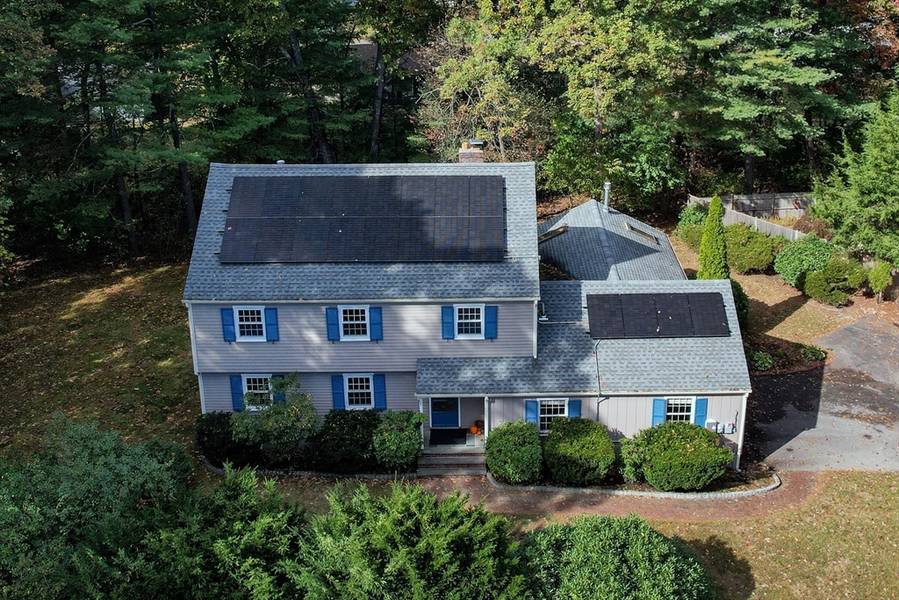 25 Lowe Circle, Framingham, MA 01701